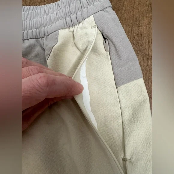 NWT Outdoor Voices Men’s or Boy’s 7” RecTrek Shorts XXS - Picture 3 of 9